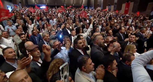 Kılıçdaroğlu'na destek artıyor! Salondaki kalabalık dikkat çekti