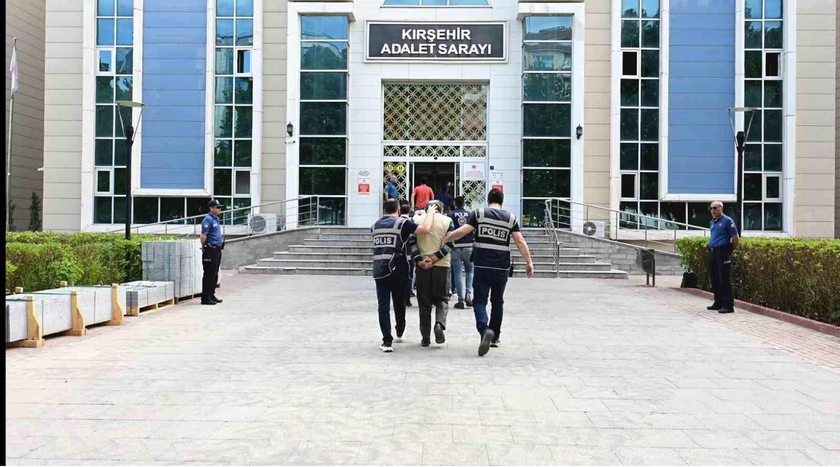Kırşehir\'de fuhuş operasyonu: 5 tutuklama