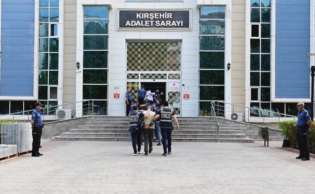 Fuhuş Operasyonunda 5 Tutuklama