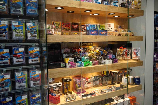 Sakarya'nın Diecast Tutkunu: 6000 Parça Koleksiyon