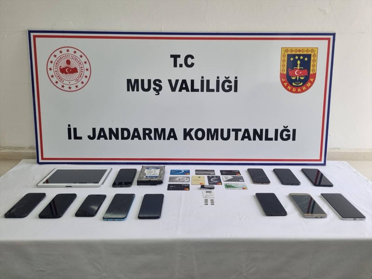 Muş\'ta Nitelikli Dolandırıcılık Operasyonu