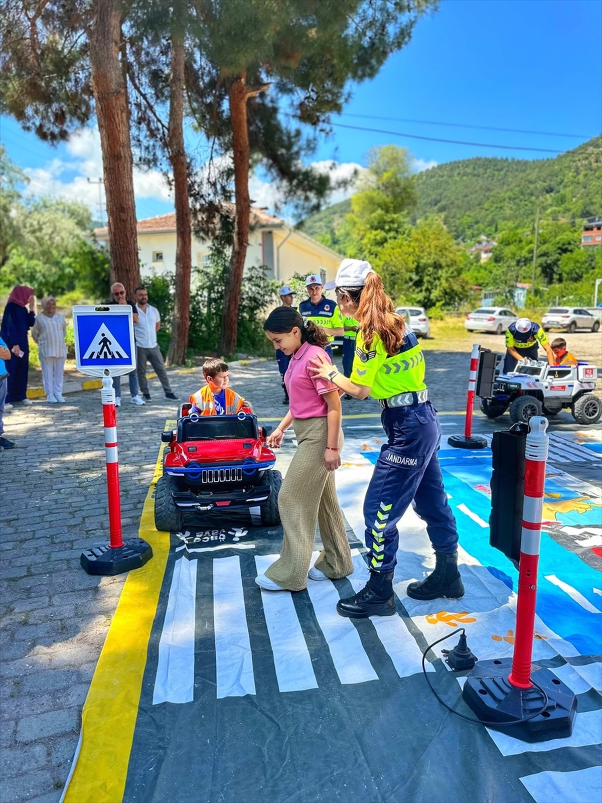 Öğrencilere Trafik Eğitimi