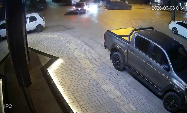 Antalya'da Trafik Kazası: 2 Yaralı