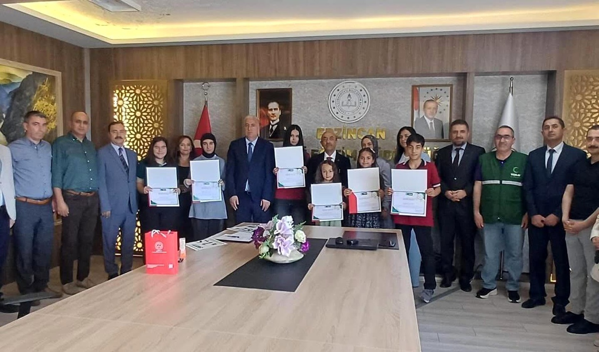 Erzincan\'da Sağlıklı Nesil Yarışması Ödül Töreni