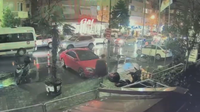 Şişli'de 10 yıl önce Aynur Kanbur'u öldürmeye giden şüphelinin görüntüleri ortaya çıktı
