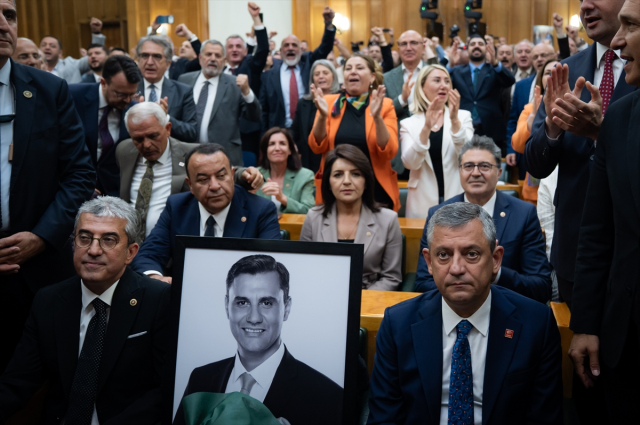 Özgür Özel: 26 Temmuz'u geçirmeden kurultay yapılmalı