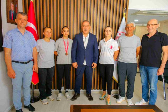 Hena Gümüş'ten Bronz Madalya