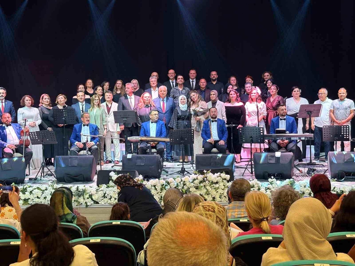 Düzce\'de Yeşilçam Müziği Konseri