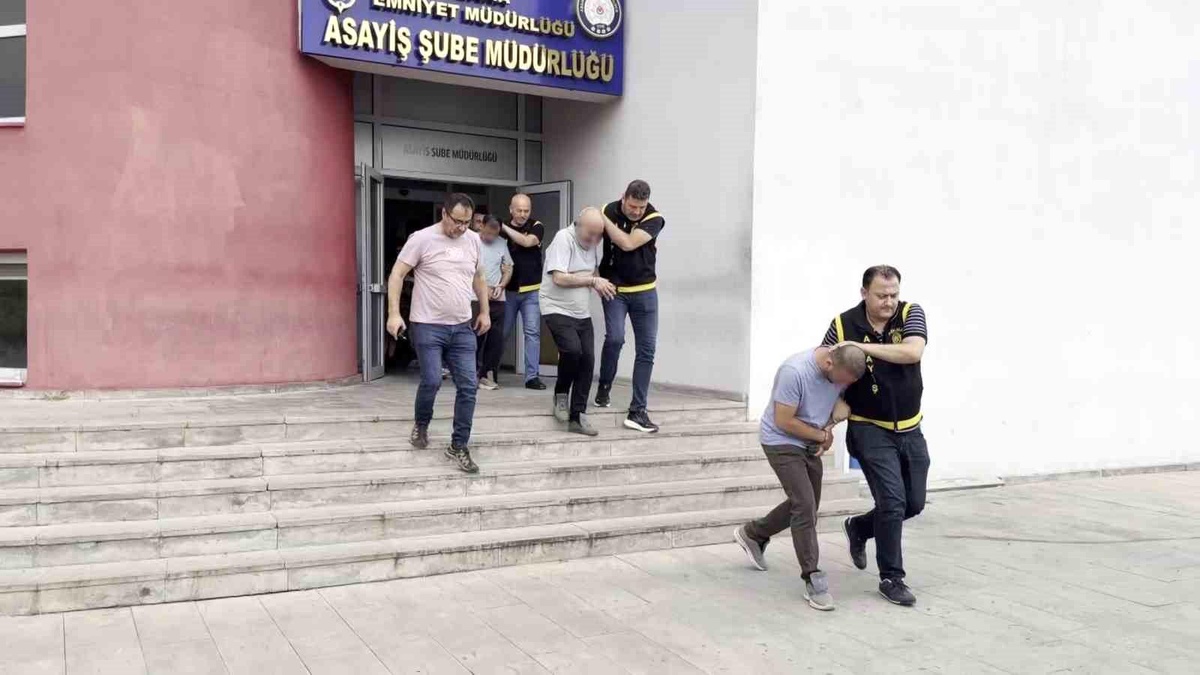 Adana\'da 9 firari hükümlü yakalandı