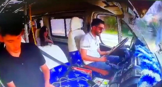 Adana'da Dolmuş Kazası: 7 Yaralı