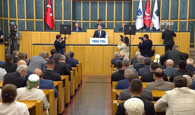 Babacan'dan <a class='keyword-sd' href='/asgari-ucret/' title='Asgari Ücret'>Asgari Ücret</a> Açıklaması