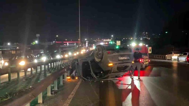Arnavutköy'de Kaza: Motosikletli Yaralandı
