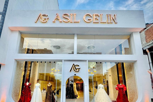 Asil Gelin Adıyaman, zarafet ve şıklığı gelin adaylarıyla bu