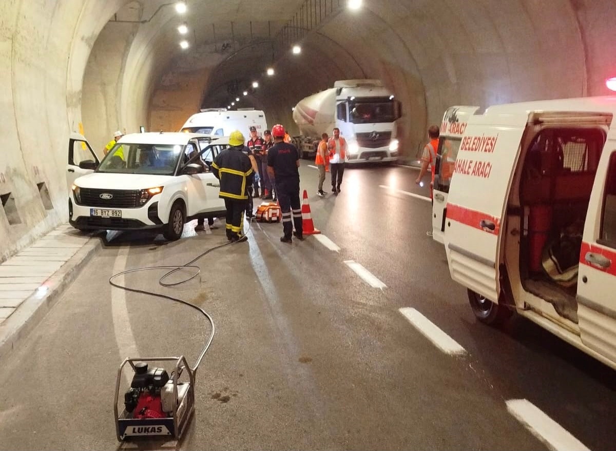 Ayvacık\'ta Trafik Kazası Tatbikatı