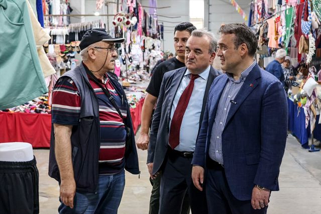 Vali Sözer Kapalı Pazar'ı Ziyaret Etti