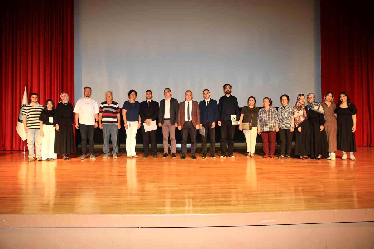 Bursa\'da Lamii Çelebi Belgeseli Gösterildi