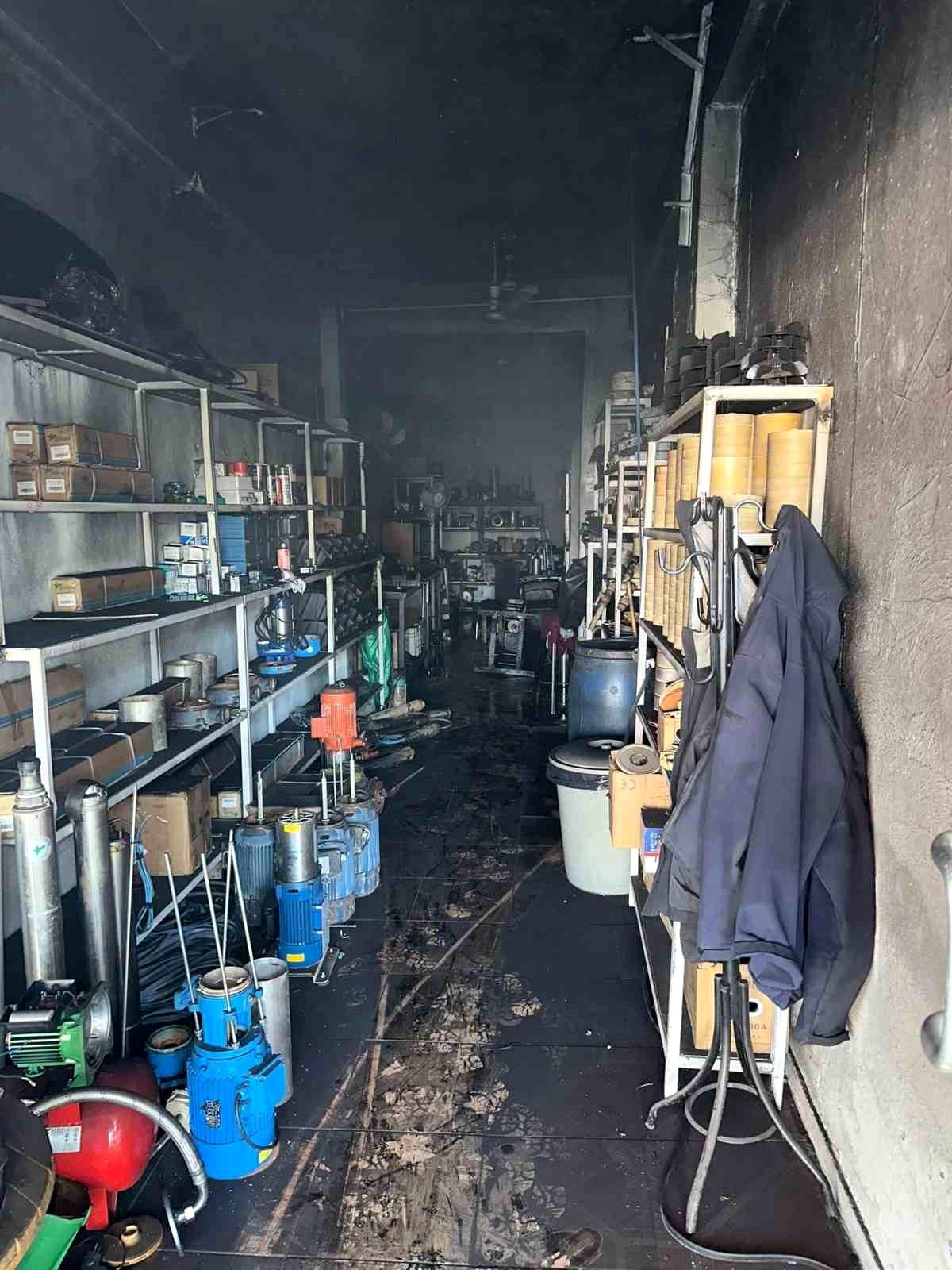 Diyarbakır\'da Yangın Paniği