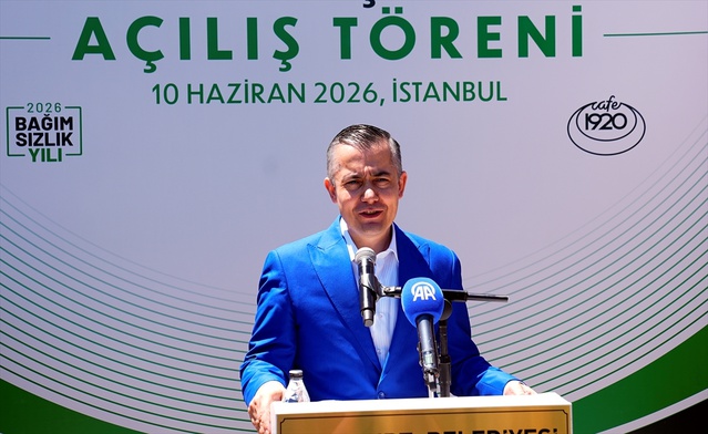 Esenyurt’ta Yeşilay Gençlik Merkezi Açıldı