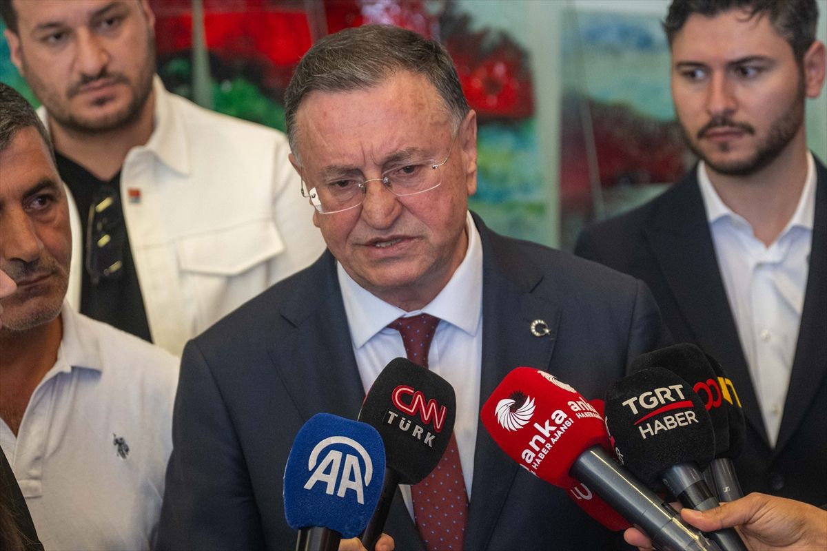 Lütfü Savaş\'tan CHP Toplantısı Açıklaması