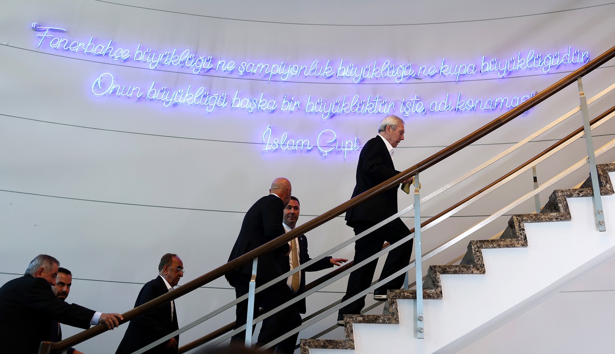 Aziz Yıldırım Tekrar Başkan