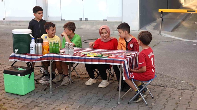 Rize'de Çocuklar Girişimcilik Örneği Sergiledi
