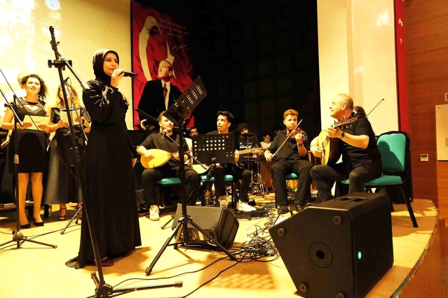 NEF Personel Korosu’ndan ‘Her Telden’ Konser