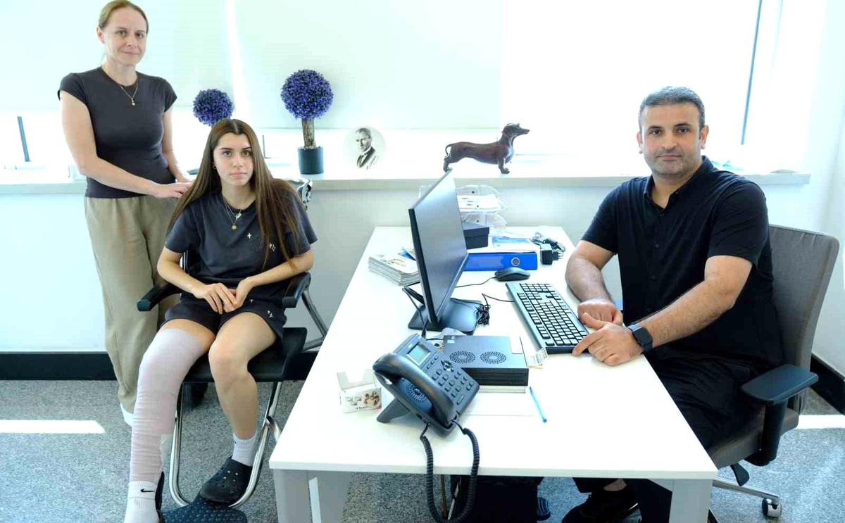 İngiliz Futbolcu Mersin\'de Ameliyat Oldu