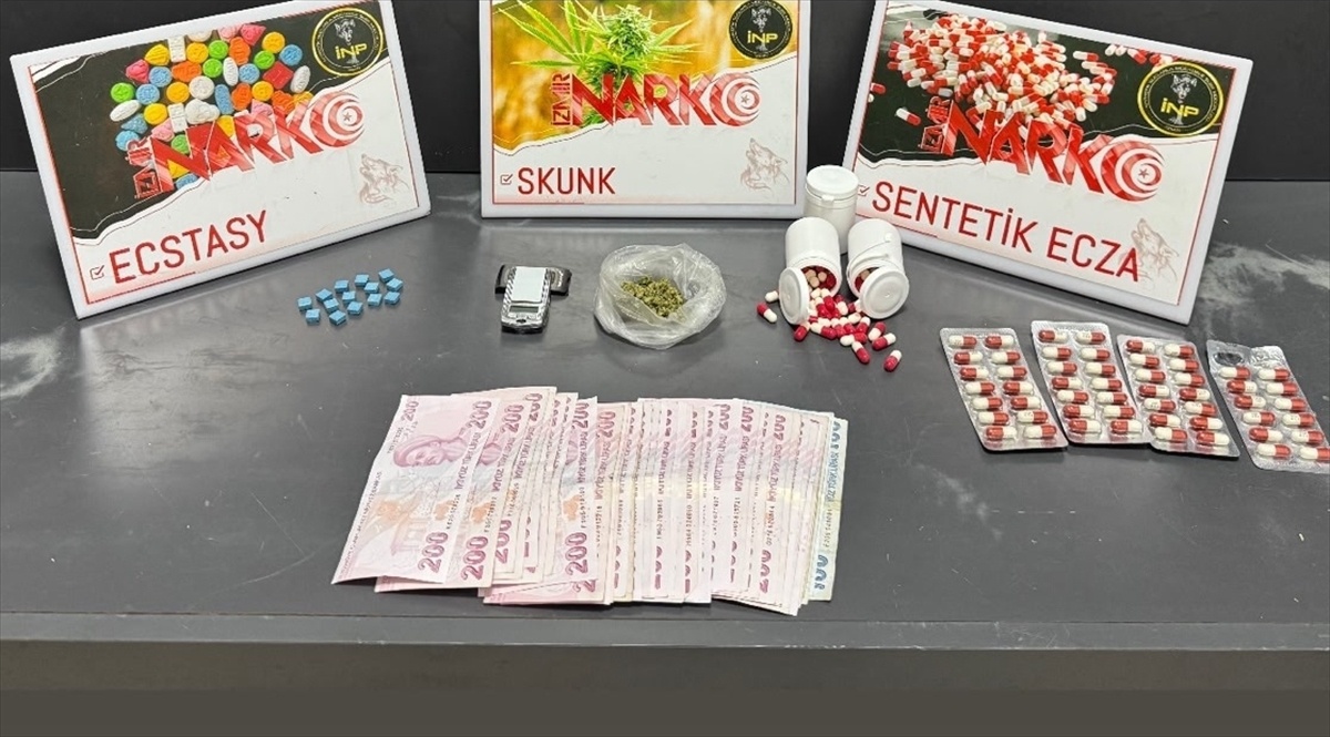 İzmir\'de Uyuşturucu Operasyonu: 13 Tutuklama