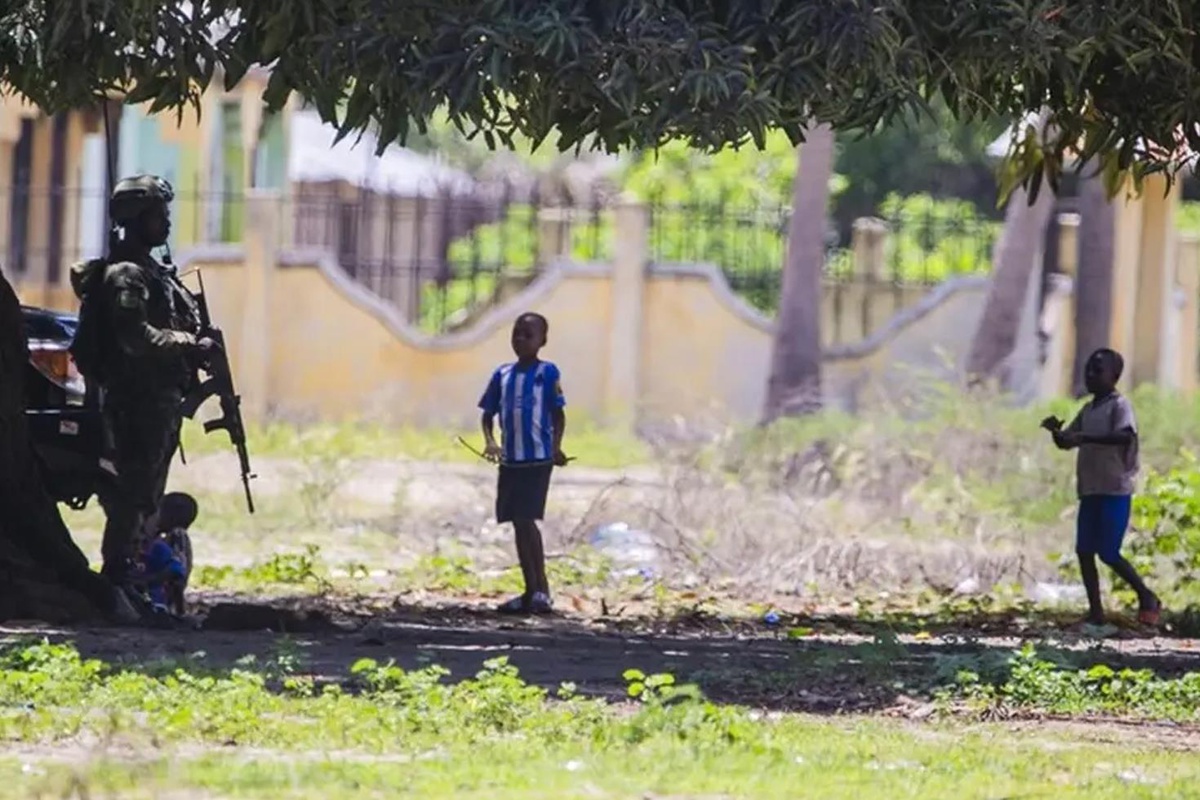 Güney Afrika\'da silahlı saldırıda 12 kişi öldü