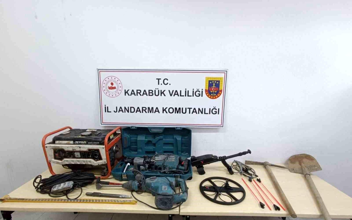 Karabük\'te Kaçak Kazı ve Uyuşturucu Operasyonu