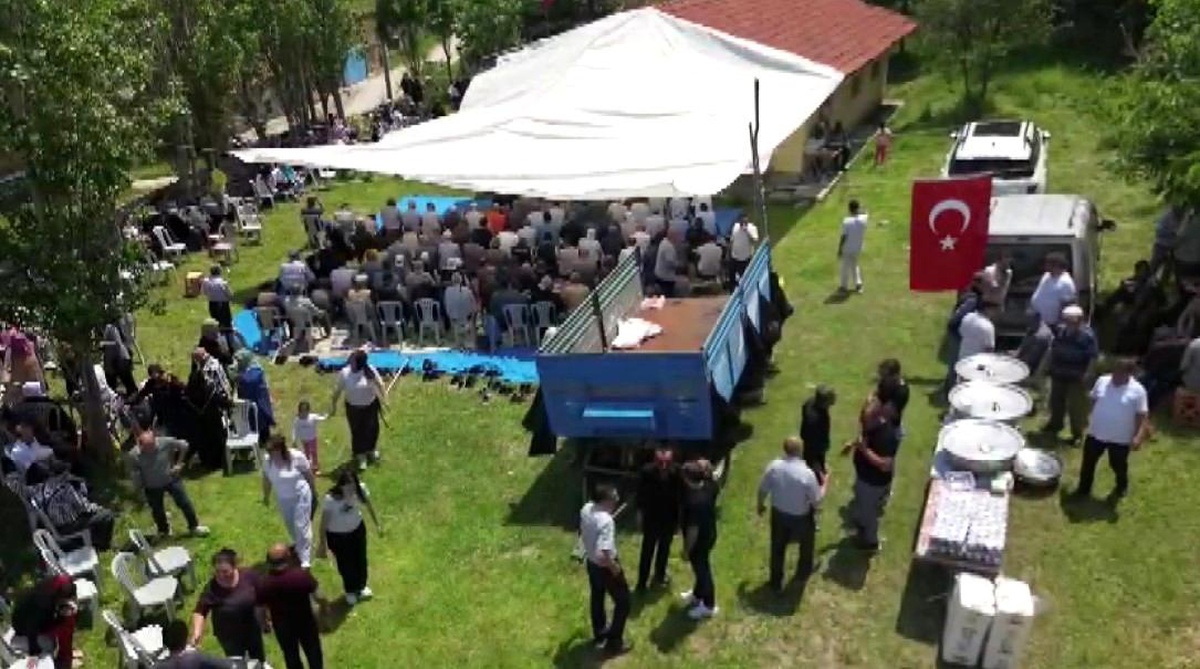 Kadıncık Mahallesi\'nde yağmur ve şükür duası yapıldı