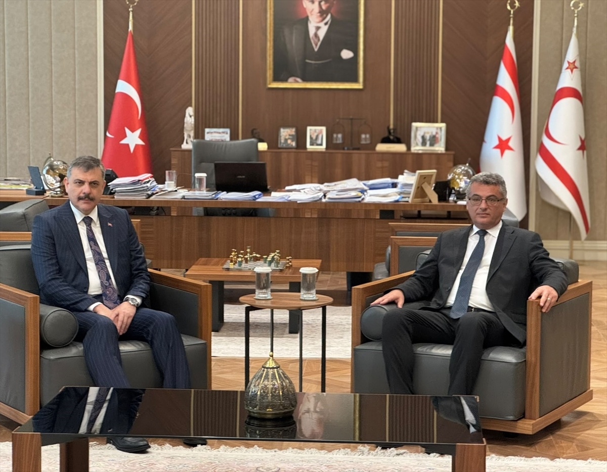KKTC Cumhurbaşkanı Erhürman, Bakan Çiftçi\'yi kabul etti