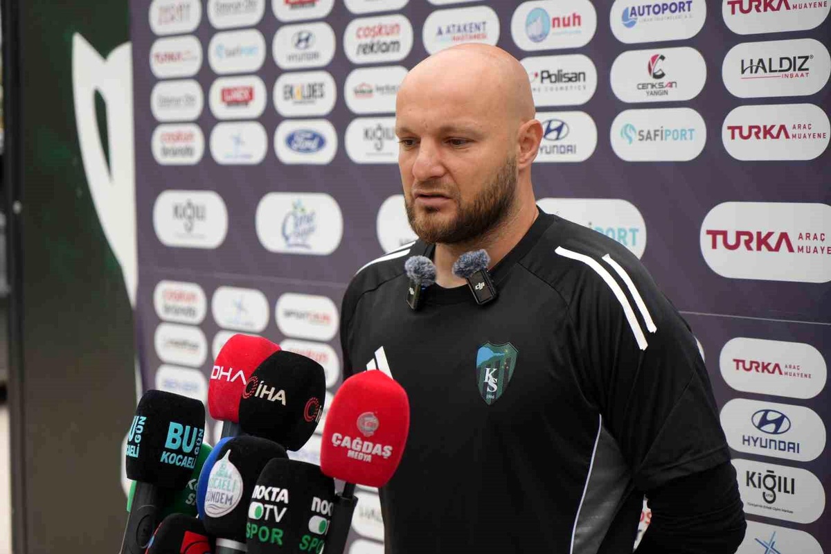 Kocaelispor, Kaptan Gökhan\'a Veda Etti