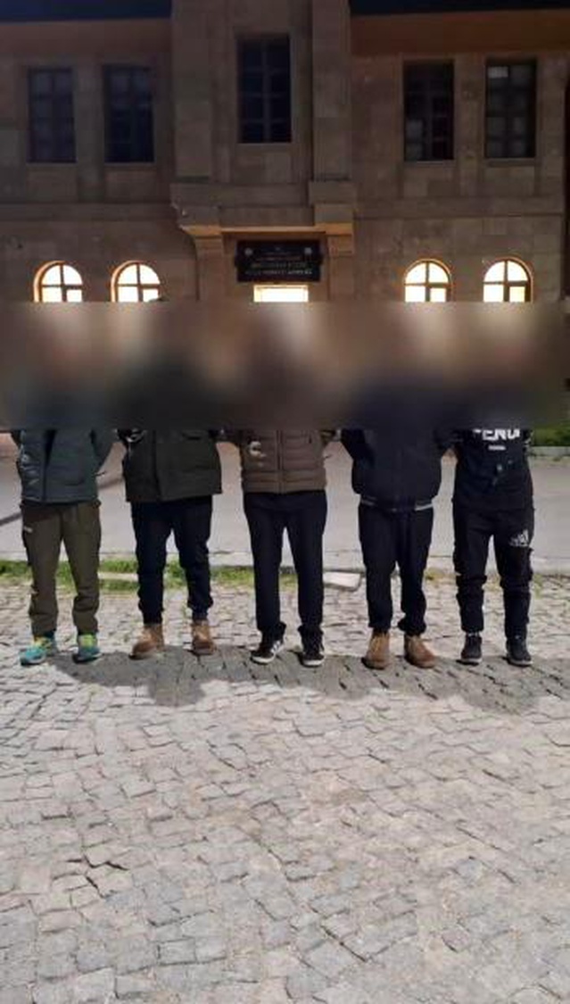 Sivas'ta Düzensiz Göçmen Operasyonu