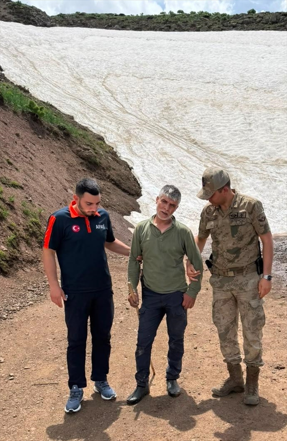 Tunceli\'de Mantar Toplarken Kayboldu