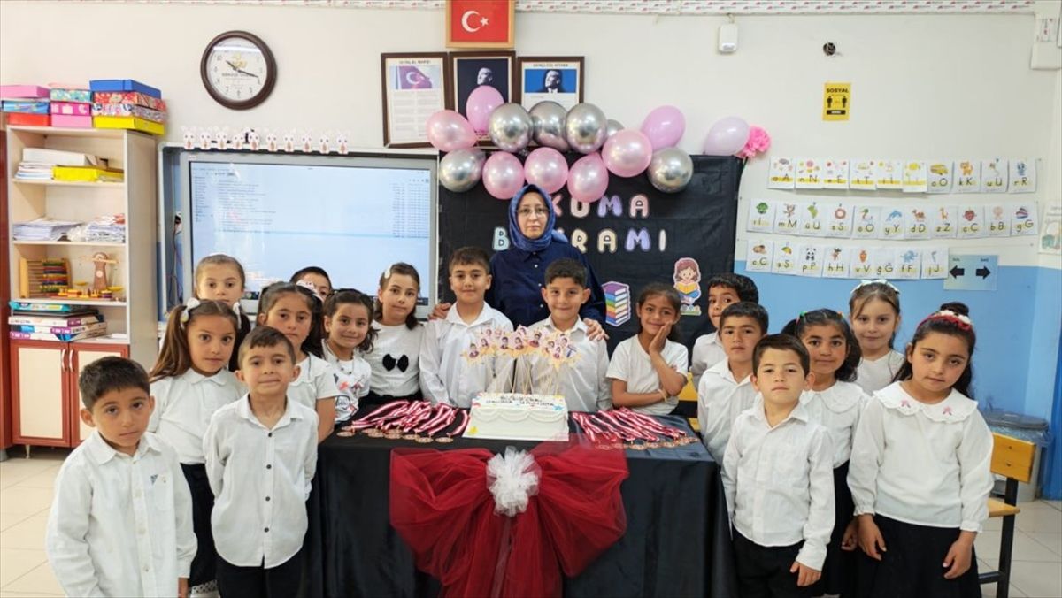 Baharözü Köyü\'nde Okuma Bayramı