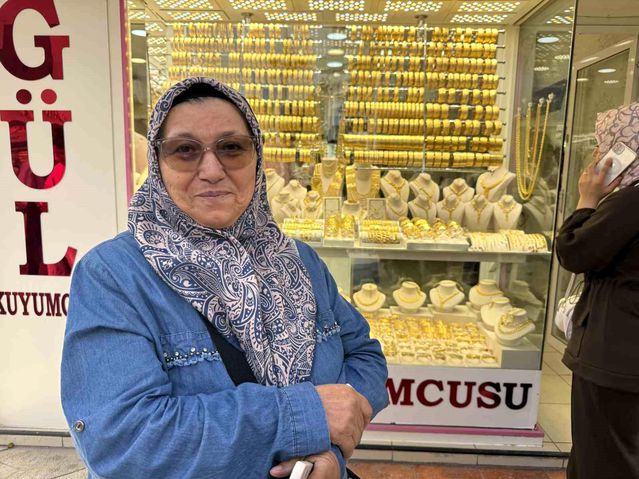 Eskişehir'de Dolandırılmaktan Kurtarılan Yaşlı Kadın