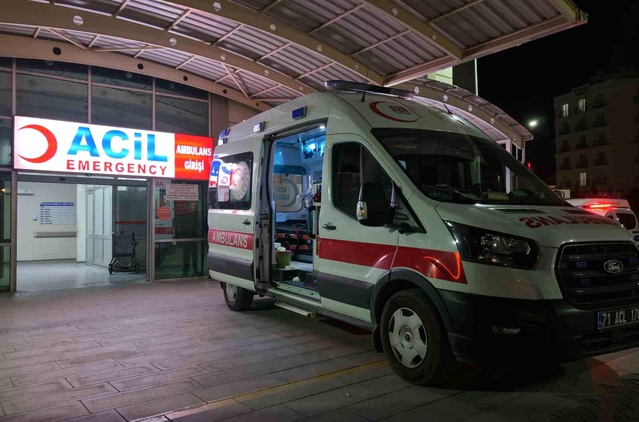 Kırıkkale'de Bıçaklı Kavga: 2 Yaralı