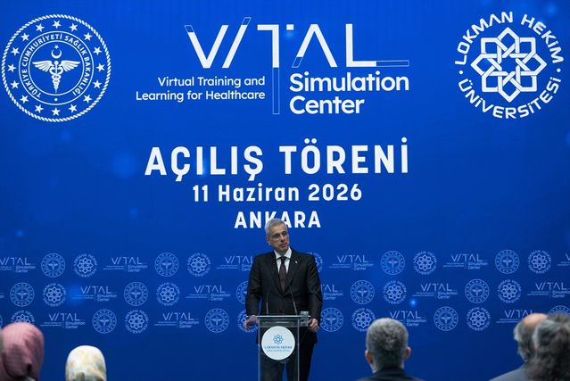 Bakan Memişoğlu: Türkiye sağlık teknolojisi üreten merkez ol