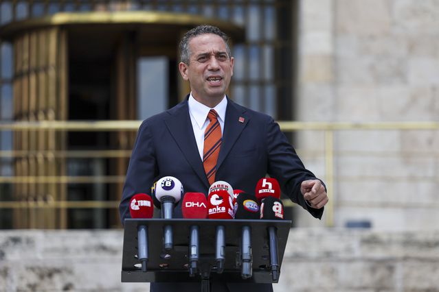 Başarır: İhraç Kararını Tanımıyoruz