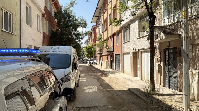 Eskişehir'de Şüpheli Ölüm: 2 Çocuk Annesi Kadın Bulundu