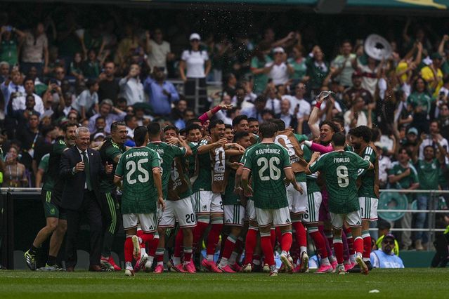 Futbol tarihinde uzun yılların ardından bir ilk! Maç oynanır