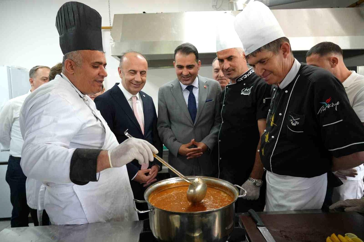 GAP İdaresi Adıyaman Üniversitesini Ziyaret Etti