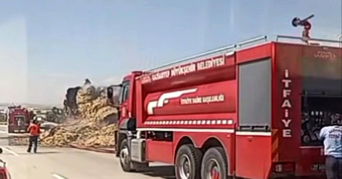 Gaziantep\'te Tırda Yangın Çıktı