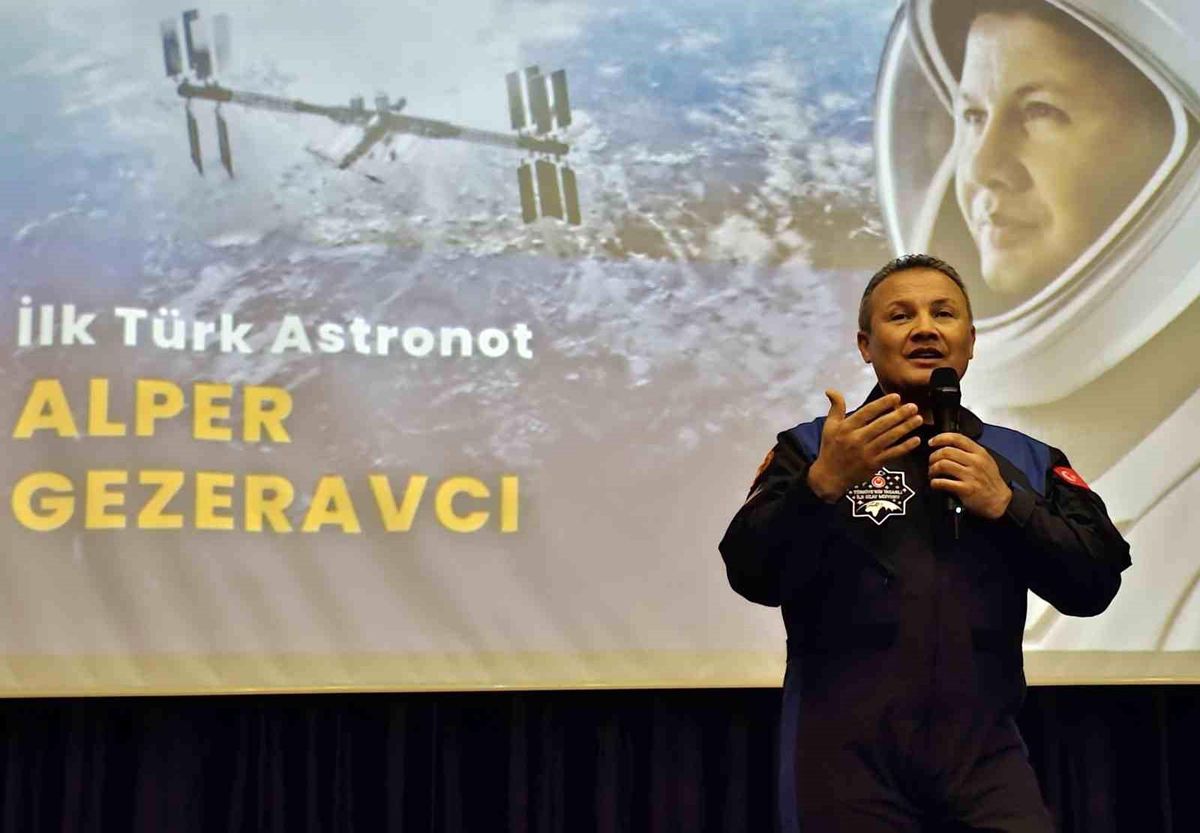 Gezeravcı: Ay\'a 6. ülke olacağız