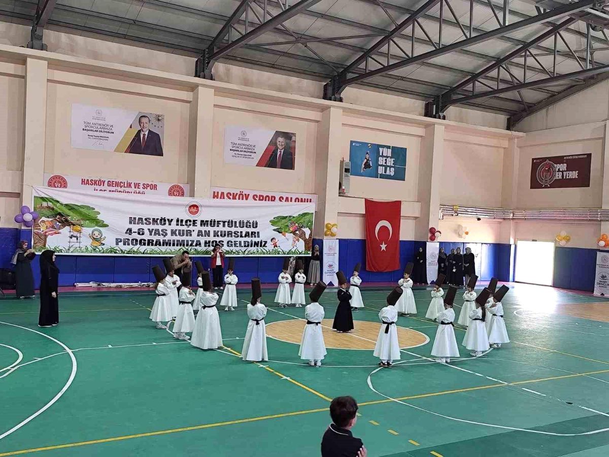 Hasköy\'de 4-6 yaş Kur\'an Kursu öğrencileri mezuniyet heyecanı yaşadı