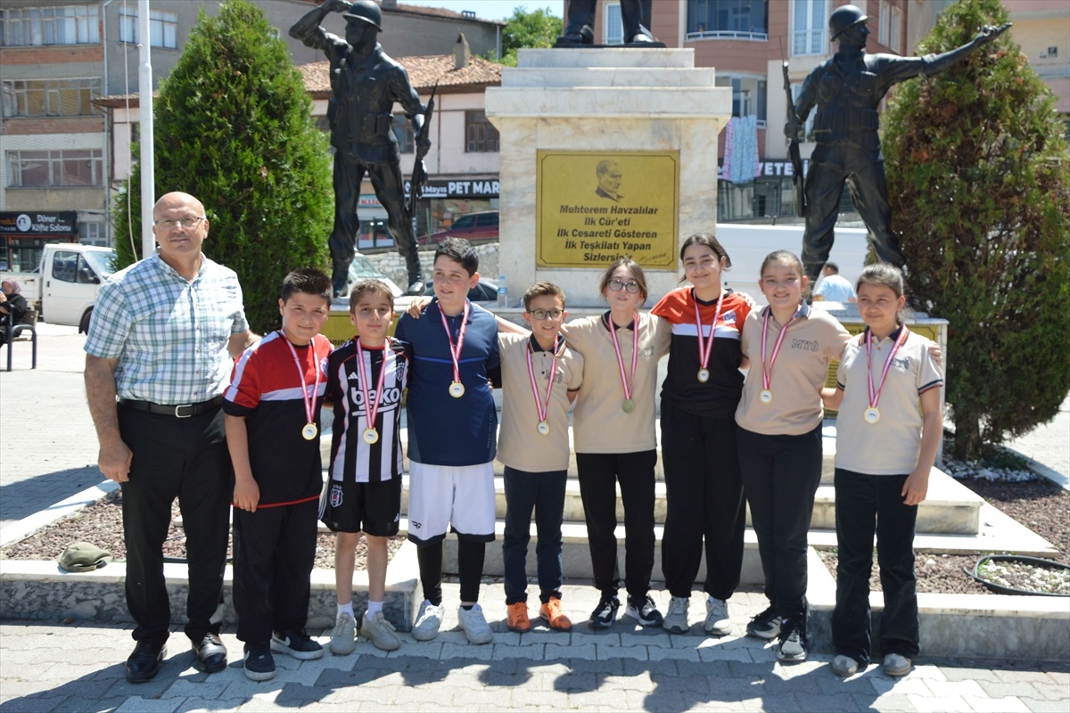 Geleneksel Çocuk Oyunları Şenliği Düzenlendi