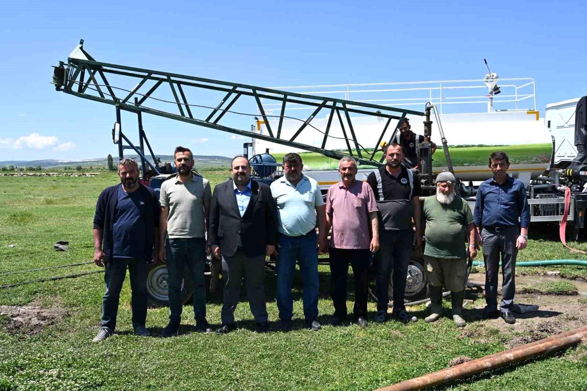İnönü Belediyesi\'nden çiftçilere su desteği