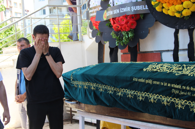 Irmak öğretmen İzmir'de son yolculuğuna uğurlandı
