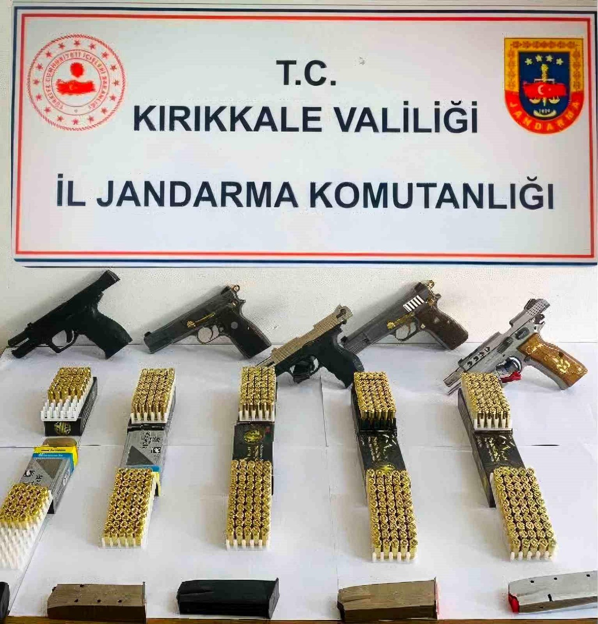 Kırıkkale\'de Düğünde Silah Ateşi: 3 Gözaltı